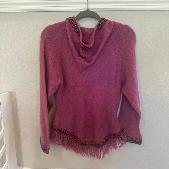 100% Peruvian baby alpaca sweater Size Small - Picture 6 of 6